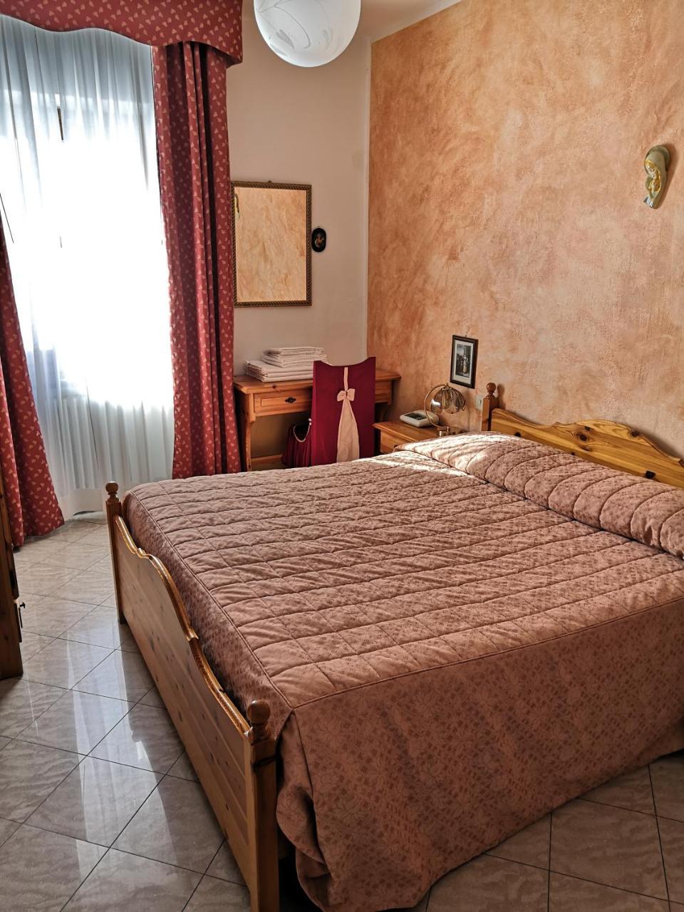 Albergo Diana Cerreto Laghi Buitenkant foto