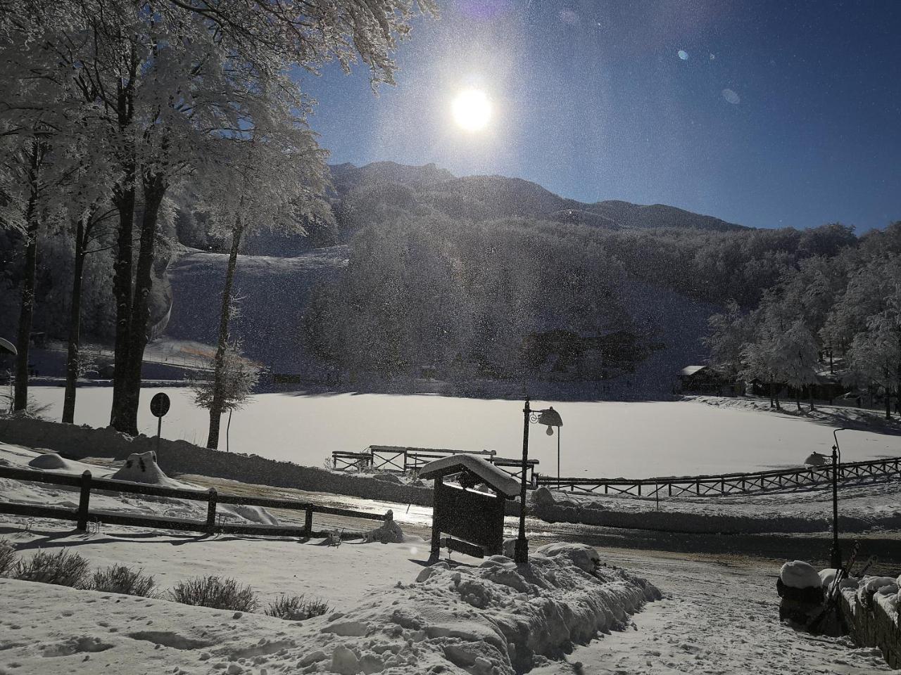 Albergo Diana Cerreto Laghi Buitenkant foto